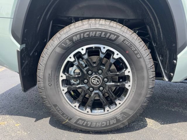 New 2026 Toyota Tundra SR5 AWD/4WD image 10