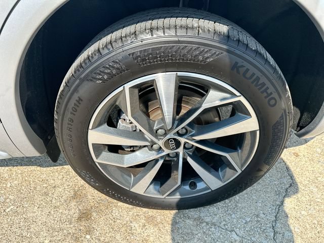 Used 2023 Audi Q5 2.0T Premium Plus w/ Premium Plus Package AWD/4WD image 46