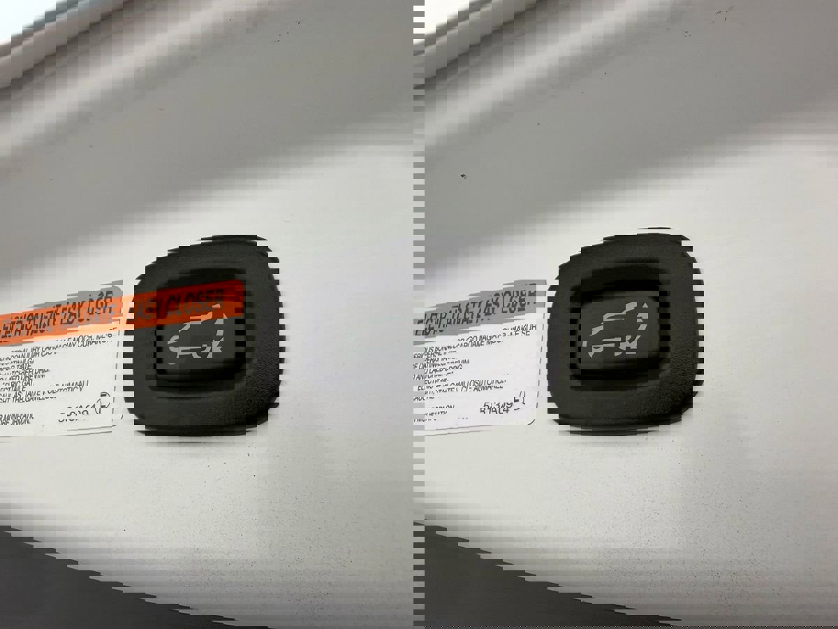 Used 2020 Mitsubishi Outlander SEL image 33