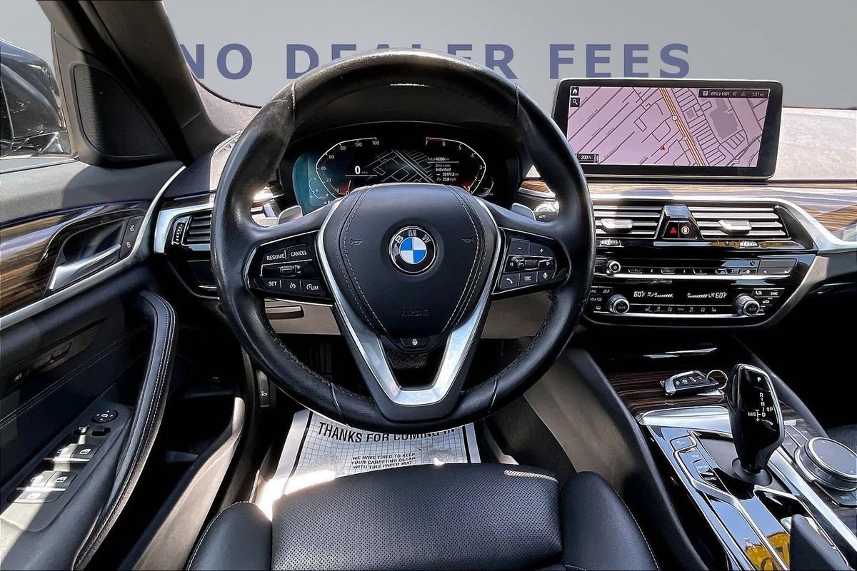 Used 2022 BMW 530i xDrive w/ Convenience Package AWD/4WD image 8