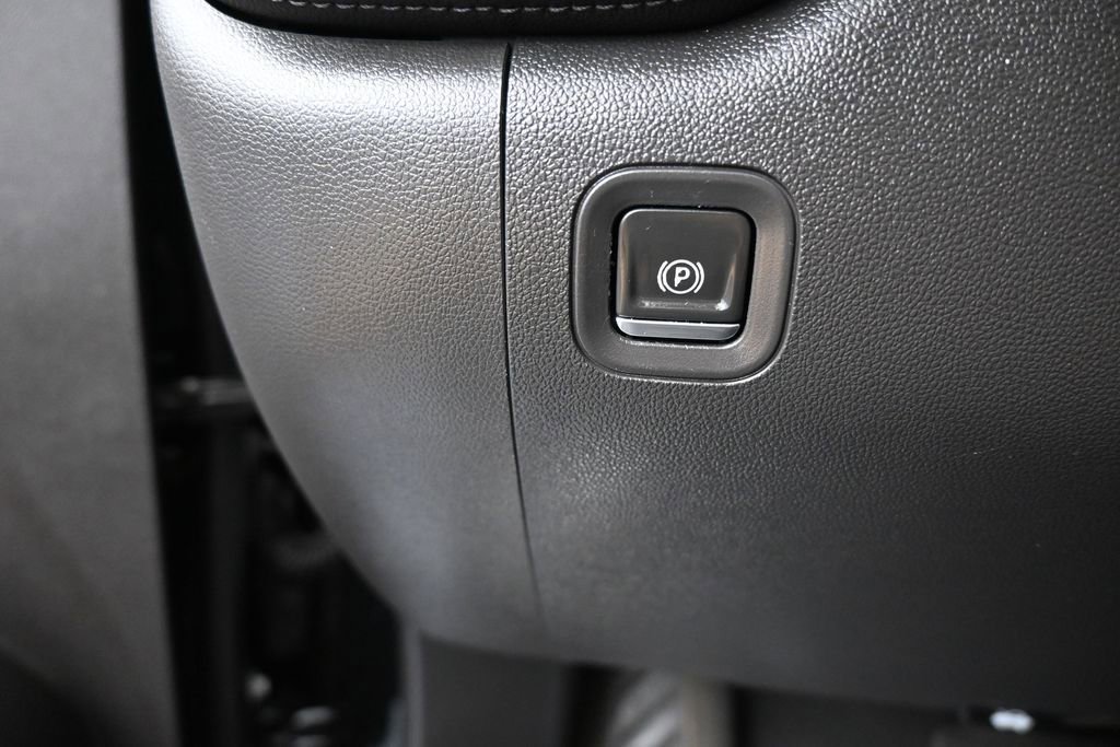 Used 2021 Chevrolet Silverado 1500 RST RWD image 34