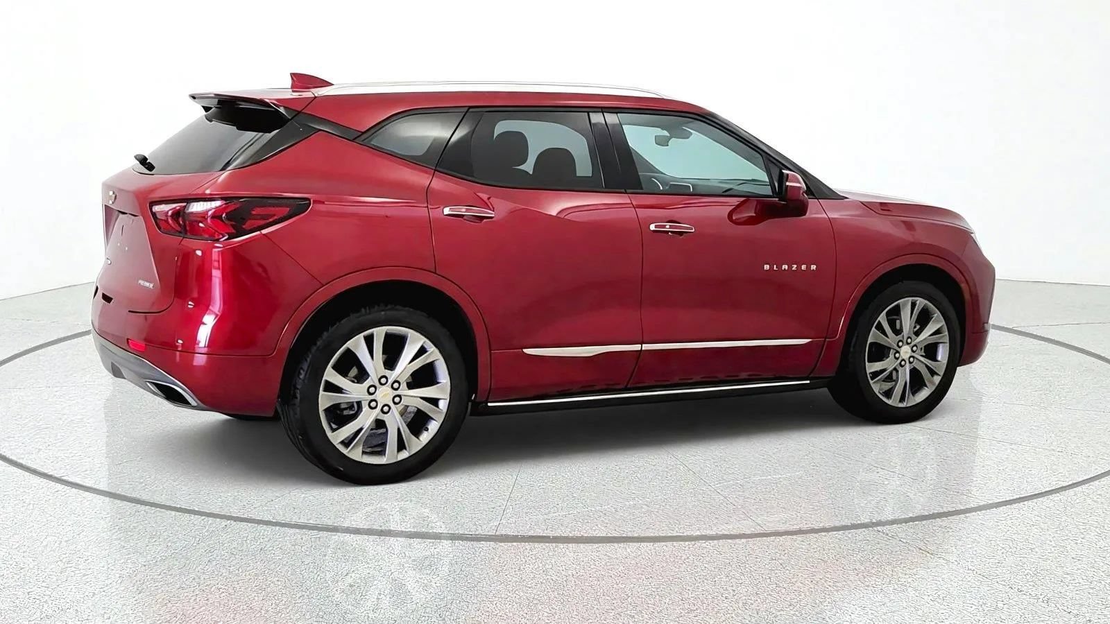 Used 2021 Chevrolet Blazer Premier w/ Driver Confidence II Package AWD/4WD image 9