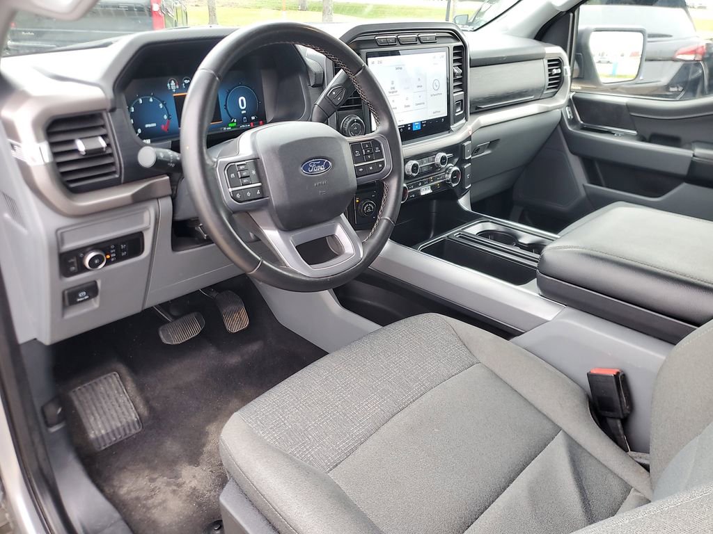 Used 2024 Ford F150 XLT w/ Mobile Office Package image 17