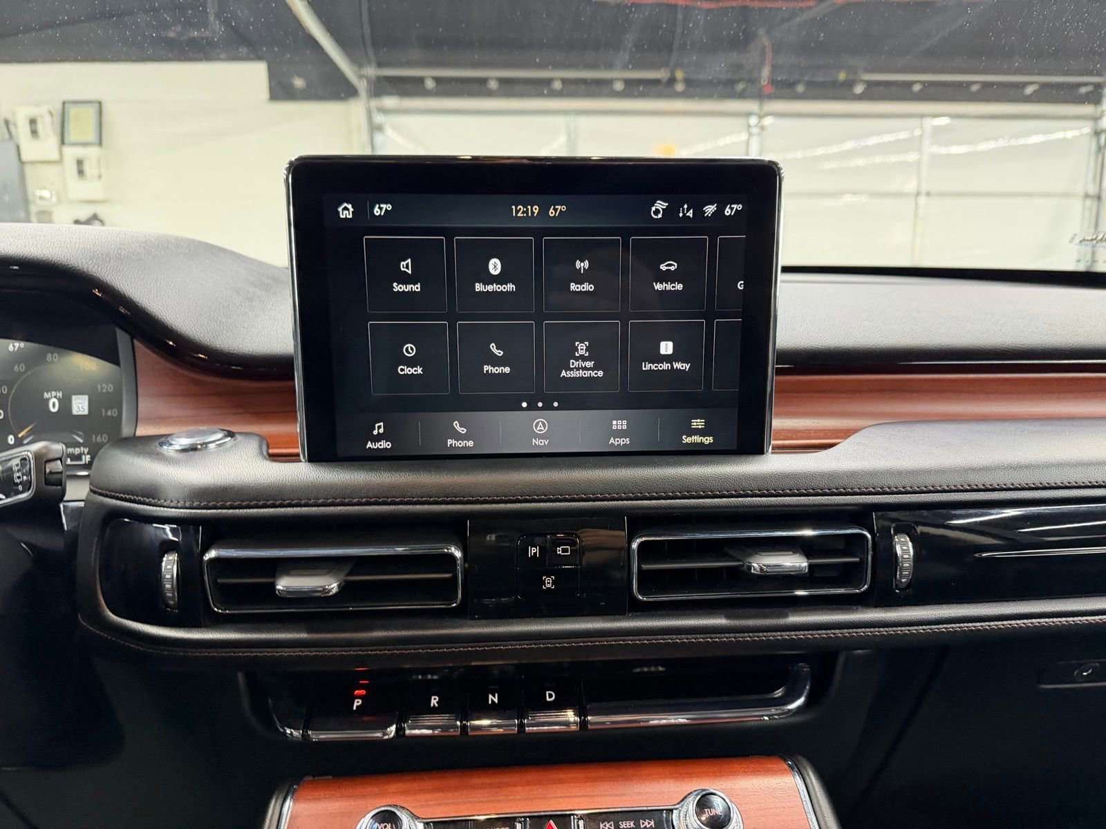 Used 2022 Lincoln Aviator Reserve w/ Equipment Group 201A image 15