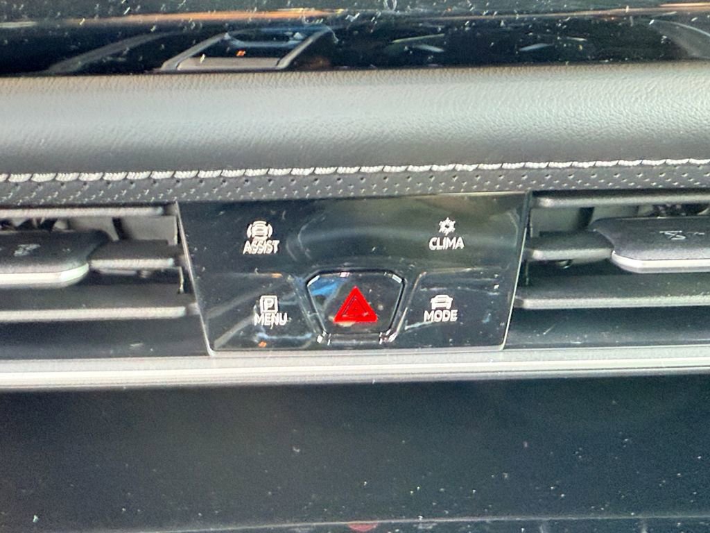 New 2026 Volkswagen Atlas SEL Premium R-Line image 15