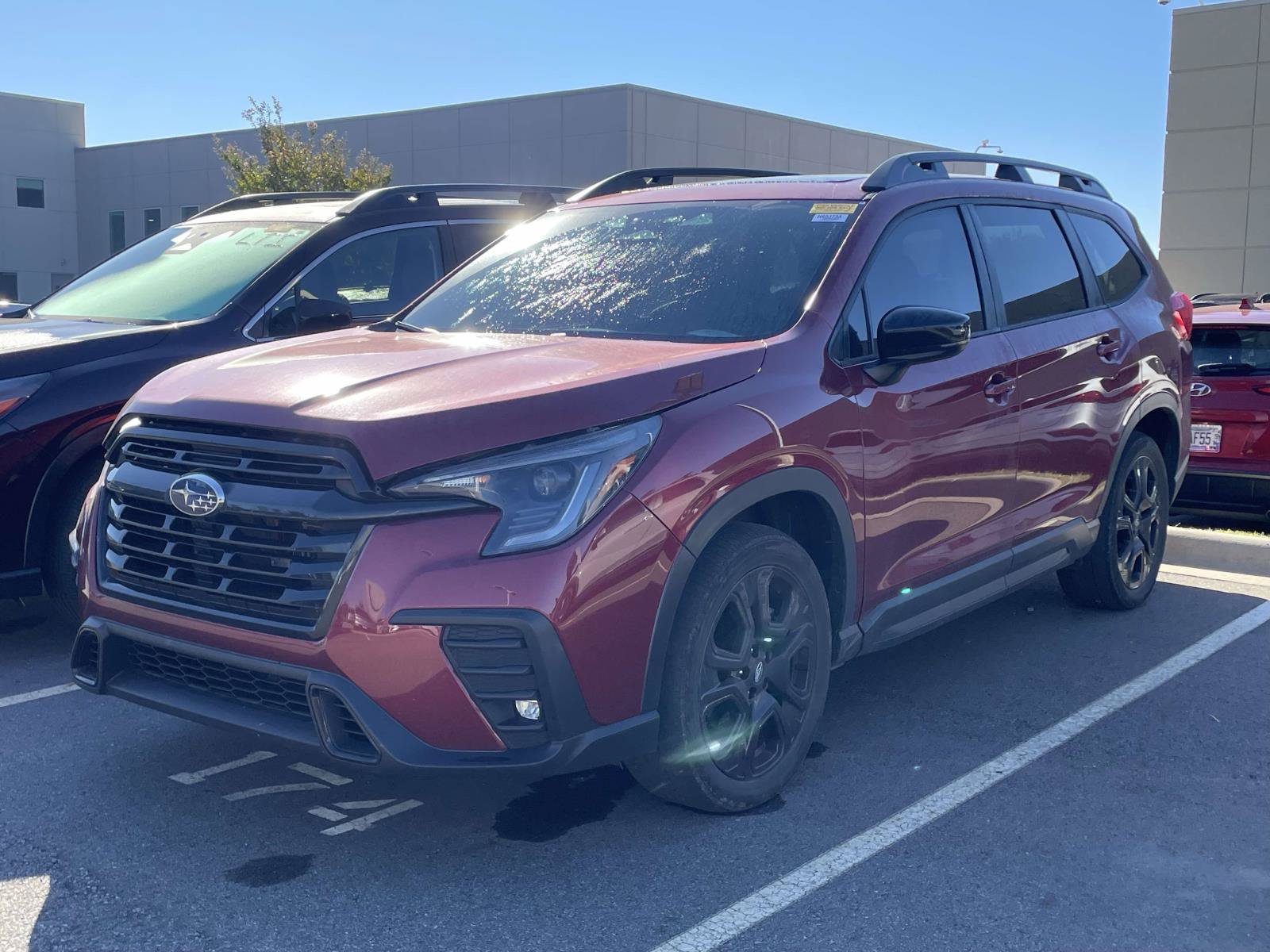 Used 2024 Subaru Ascent Onyx Edition AWD/4WD image 2