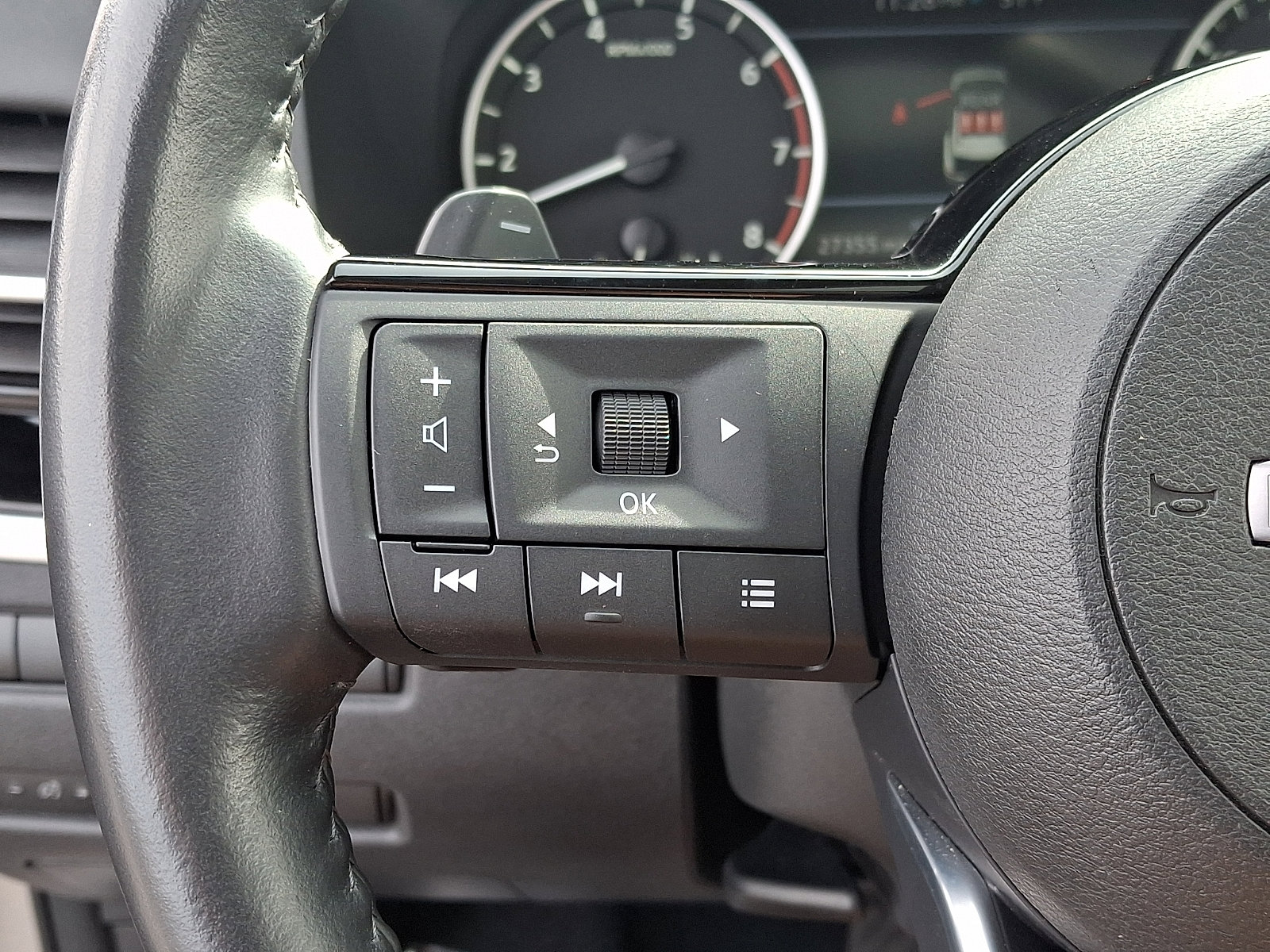 Certified 2023 Nissan Rogue SL AWD/4WD image 21
