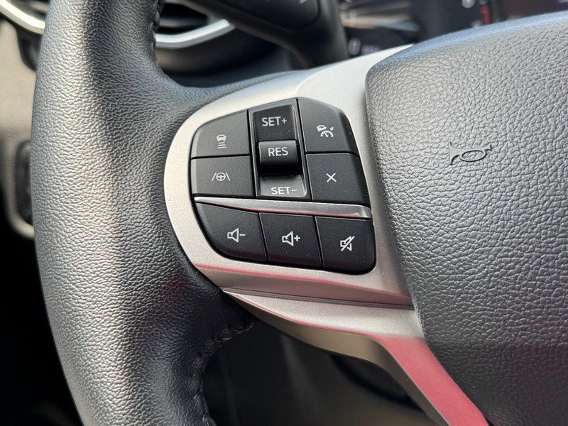 Used 2023 Ford Explorer XLT w/ Equipment Group 202A image 17
