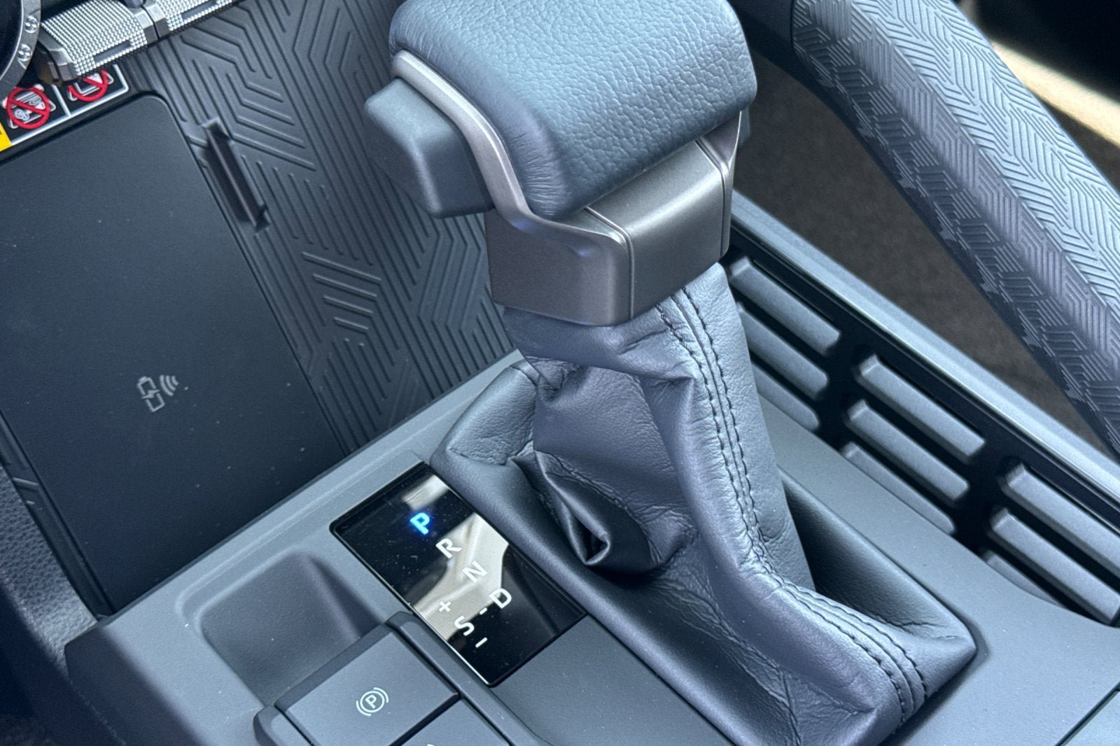 New 2026 Toyota 4Runner Limited AWD/4WD image 21