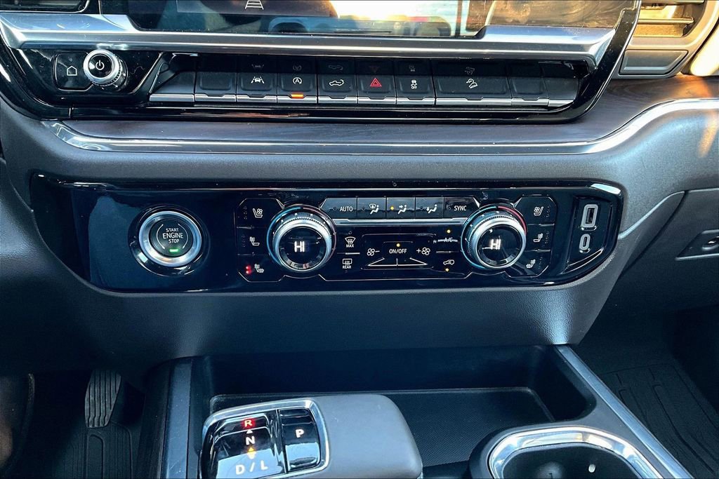 Used 2024 GMC Sierra 1500 SLT w/ SLT Premium Package image 21