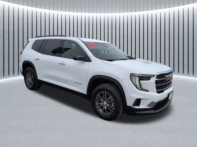 Used 2025 GMC Acadia Elevation image 2