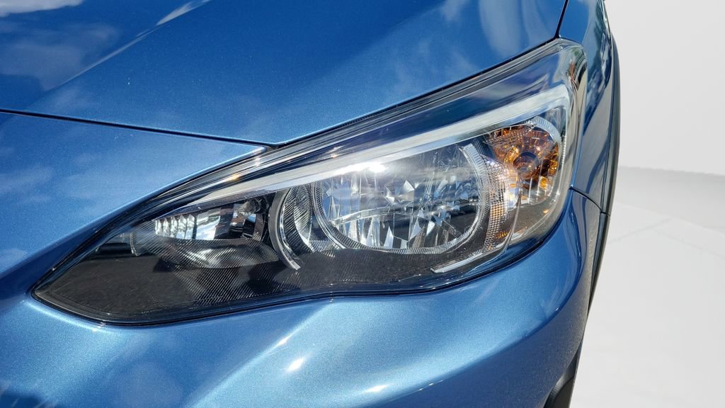 Used 2021 Subaru Crosstrek 2.0i Premium AWD/4WD image 23