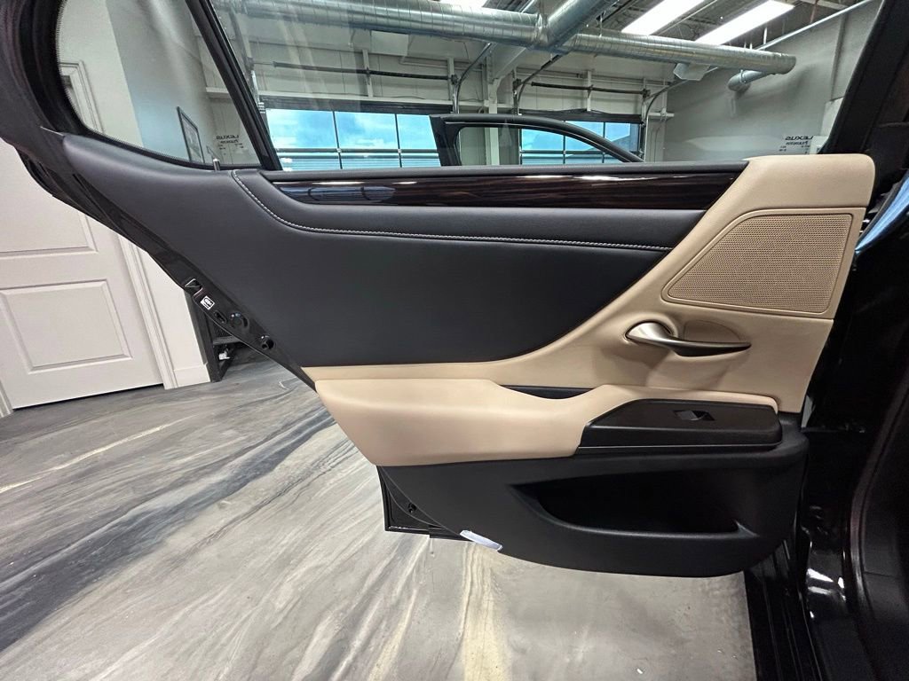 Used 2019 Lexus ES 350 w/ Premium Package image 45