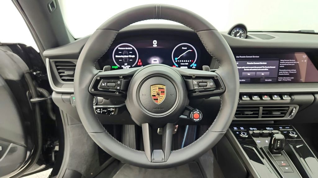 Used 2025 Porsche 911 Carrera RWD image 31