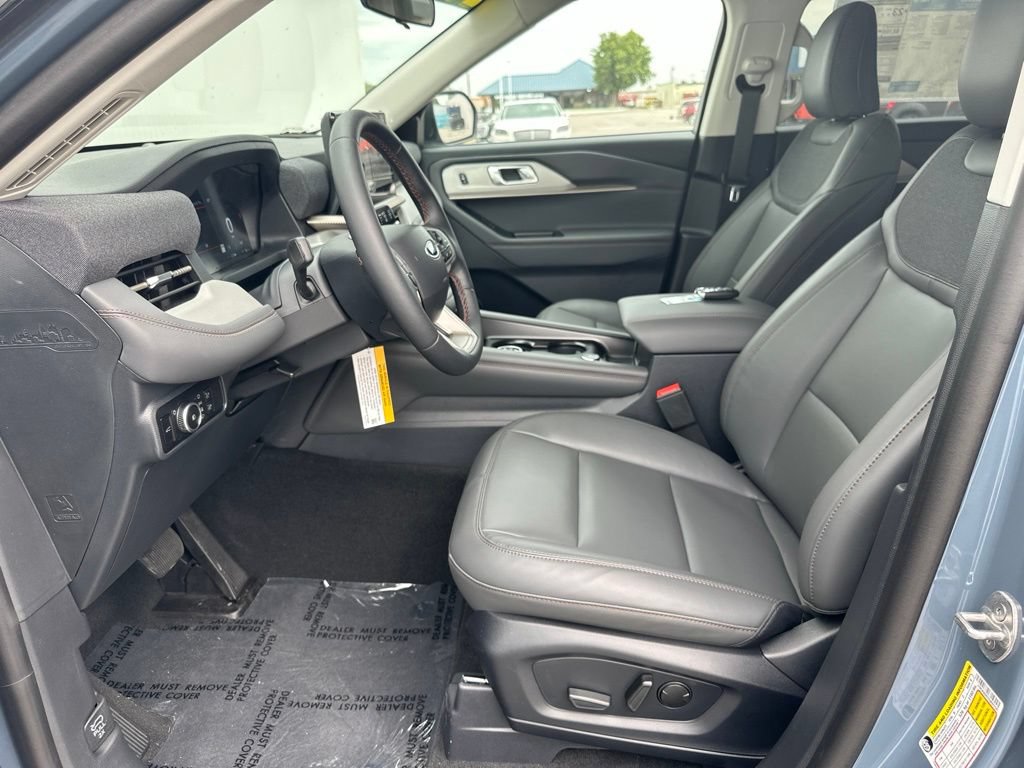 New 2026 Ford Explorer Active w/ Active Comfort Package AWD/4WD image 14