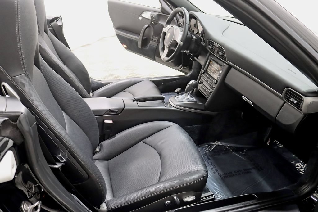 Used 2010 Porsche 911 Carrera RWD image 25