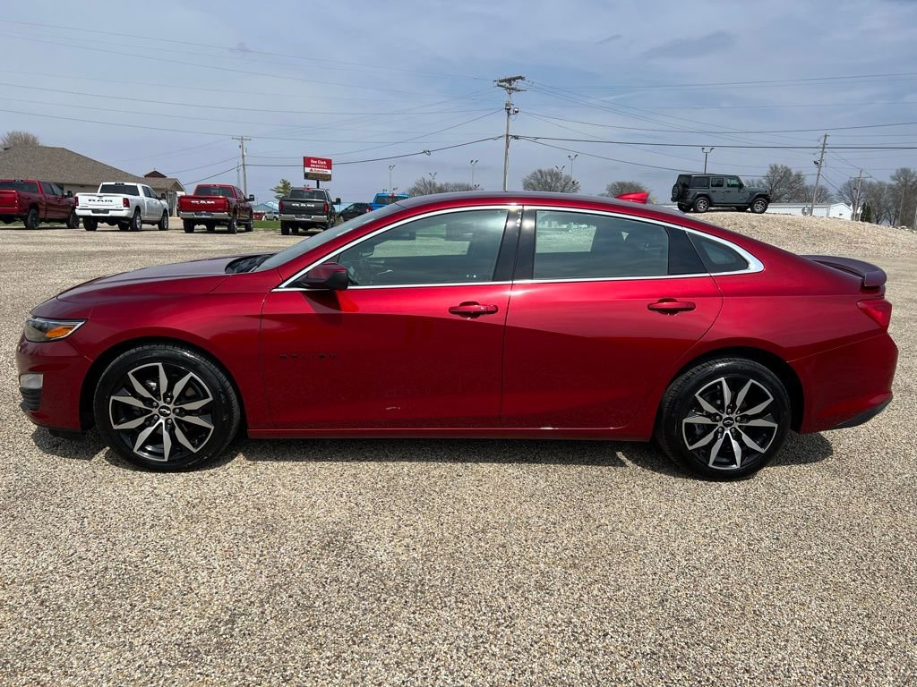 Used 2024 Chevrolet Malibu RS w/ LPO, Floor Liner Package image 2