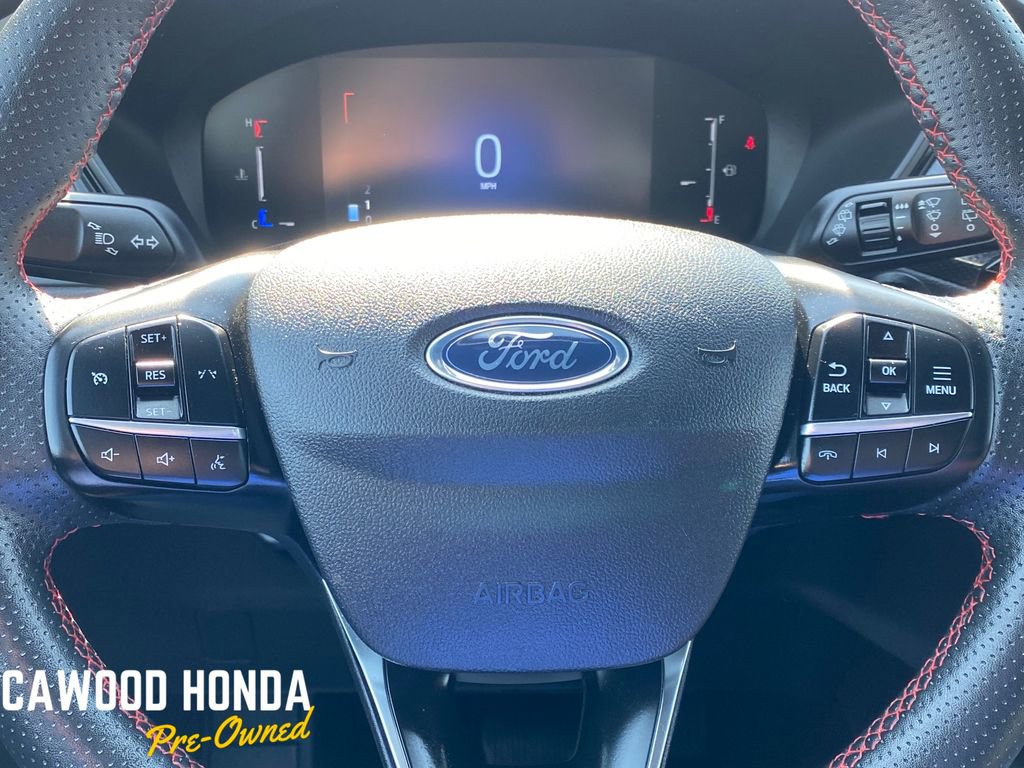 Used 2025 Ford Escape ST-Line Select AWD/4WD image 24