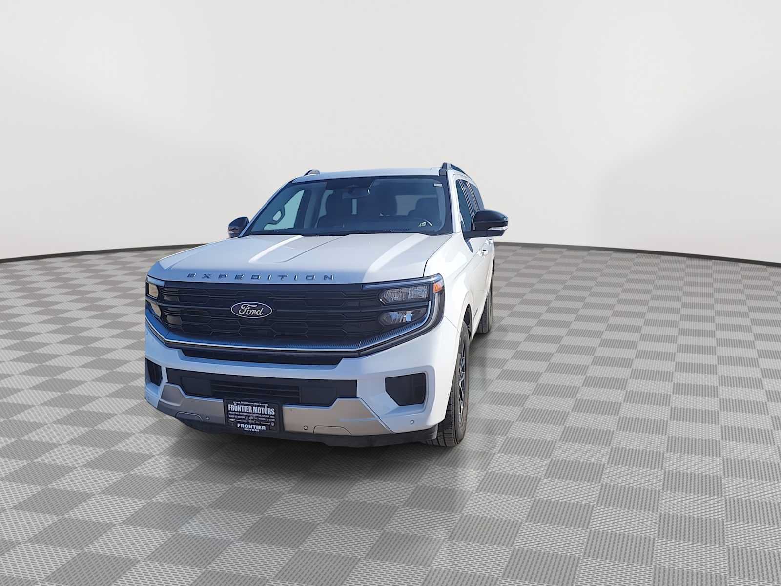 Used 2025 Ford Expedition Max Platinum AWD/4WD image 3