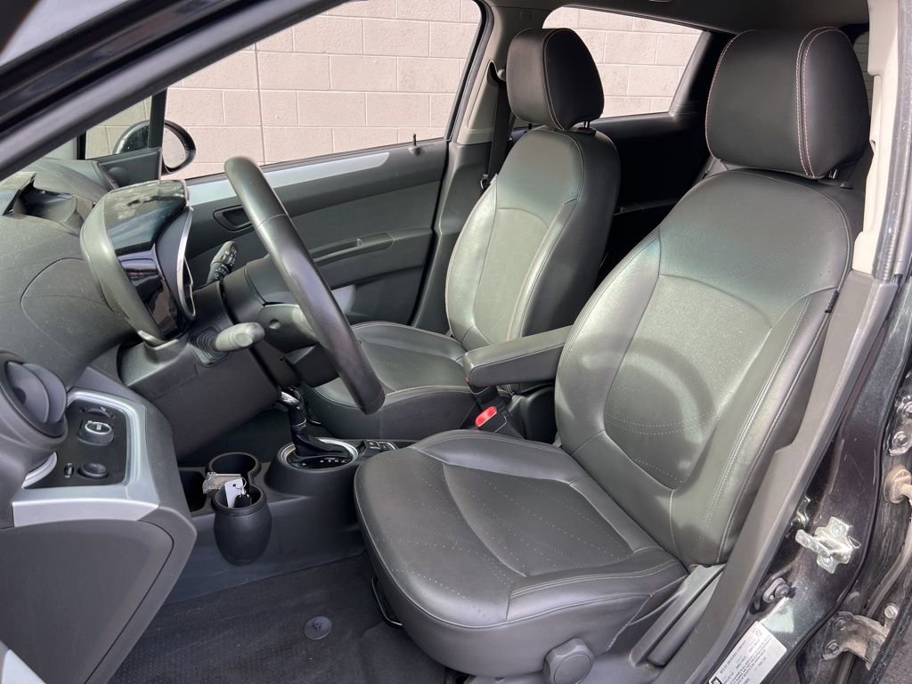 Used 2016 Chevrolet Spark LT image 21