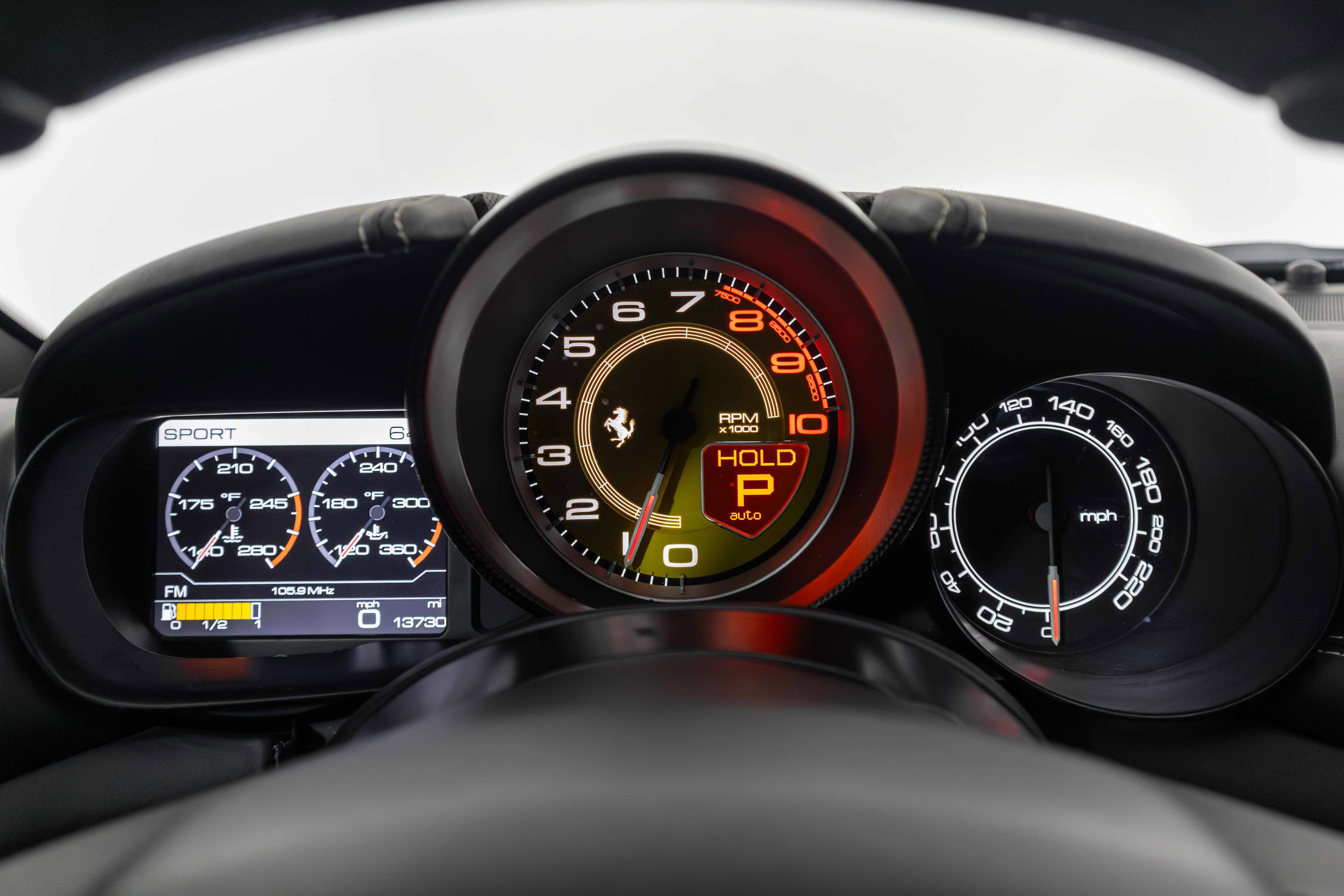 Certified 2016 Ferrari California T image 30