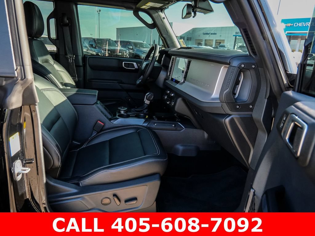 Used 2026 Ford Bronco Outer Banks AWD/4WD image 16