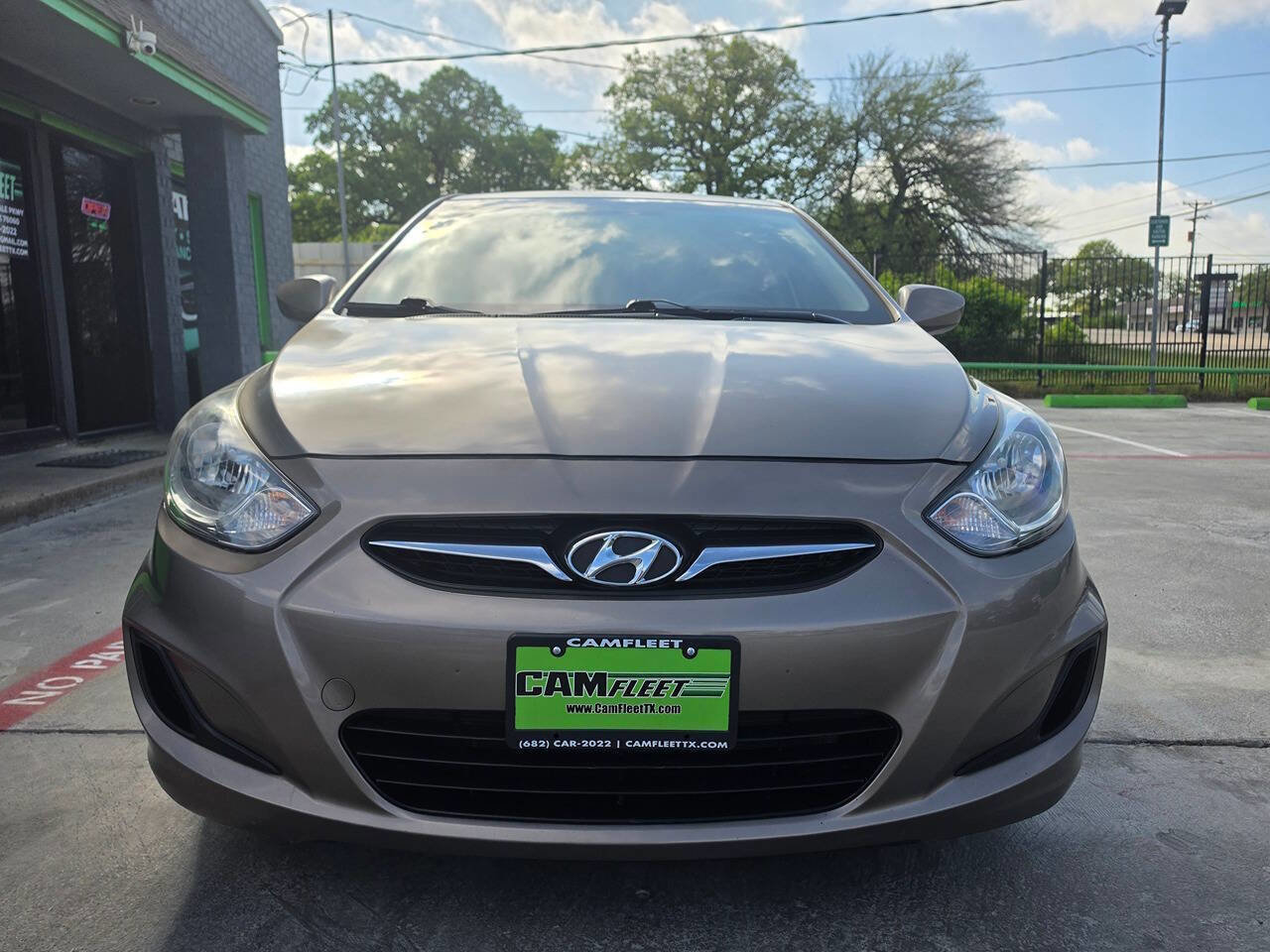 Used 2013 Hyundai Accent GLS FWD image 8
