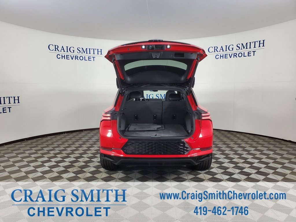 Used 2024 Chevrolet Equinox EV RS image 17