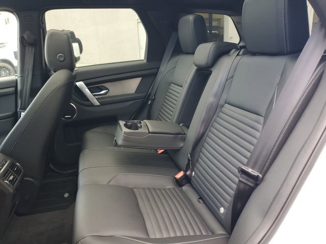 Certified 2025 Land Rover Discovery Sport Dynamic SE image 14