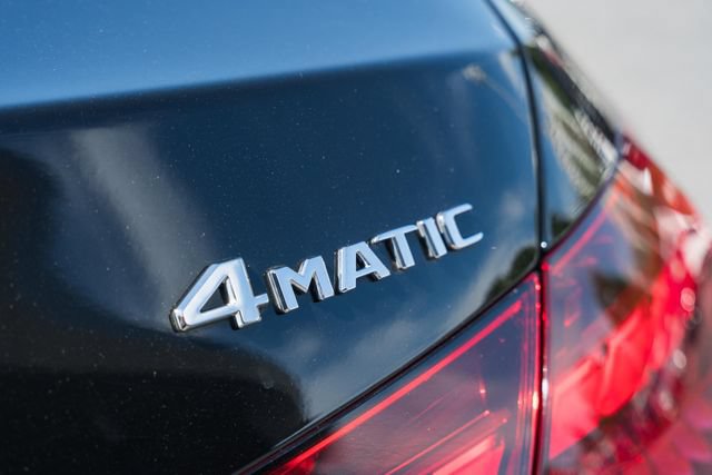 Used 2023 Mercedes-Benz C 300 4MATIC Sedan image 10