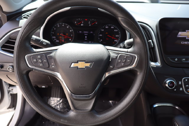 Used 2025 Chevrolet Malibu LT FWD image 31