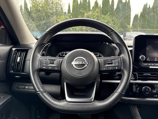 Used 2024 Nissan Pathfinder SV FWD image 20