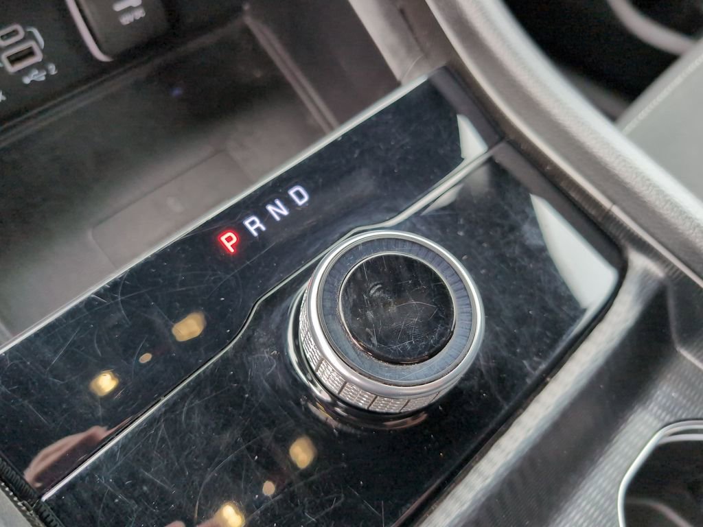 Used 2025 Jeep Grand Cherokee Laredo w/ Luxury Tech Group I image 30