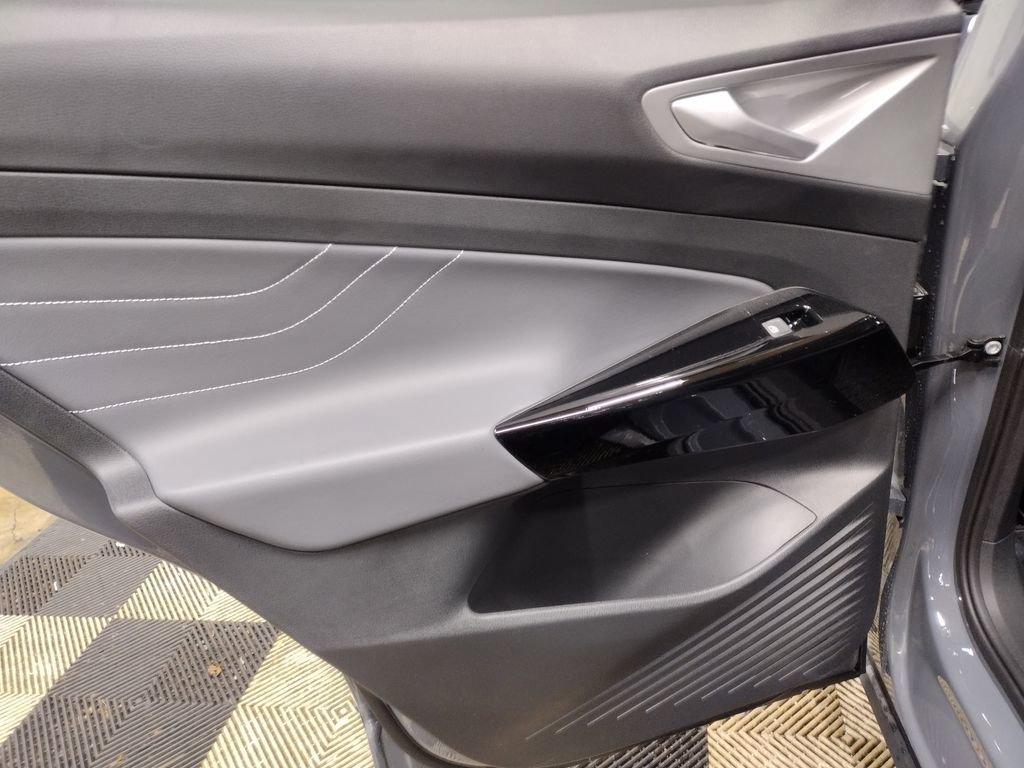 New 2026 Volkswagen ID.4 Pro S image 22