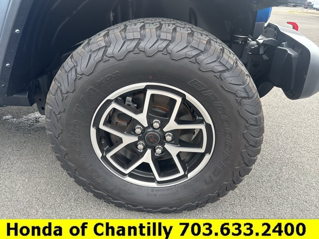 Used 2024 Jeep Wrangler Unlimited Rubicon w/ Safety Group AWD/4WD image 38