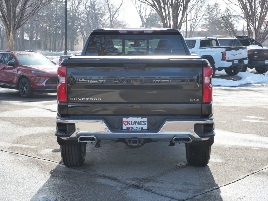 Used 2020 Chevrolet Silverado 1500 LTZ w/ LTZ Premium Package image 8