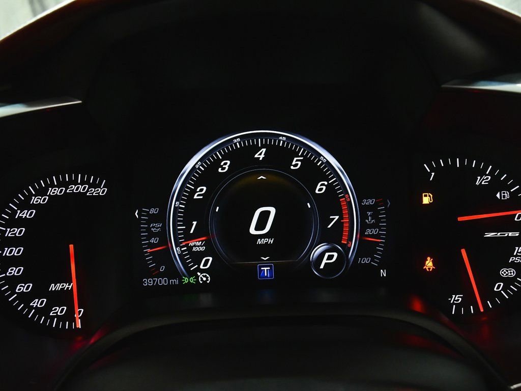 Used 2015 Chevrolet Corvette Z06 w/ 3LZ Preferred Equipment Group image 44