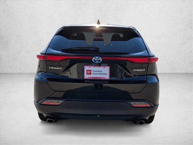 Certified 2022 Toyota Venza LE image 7