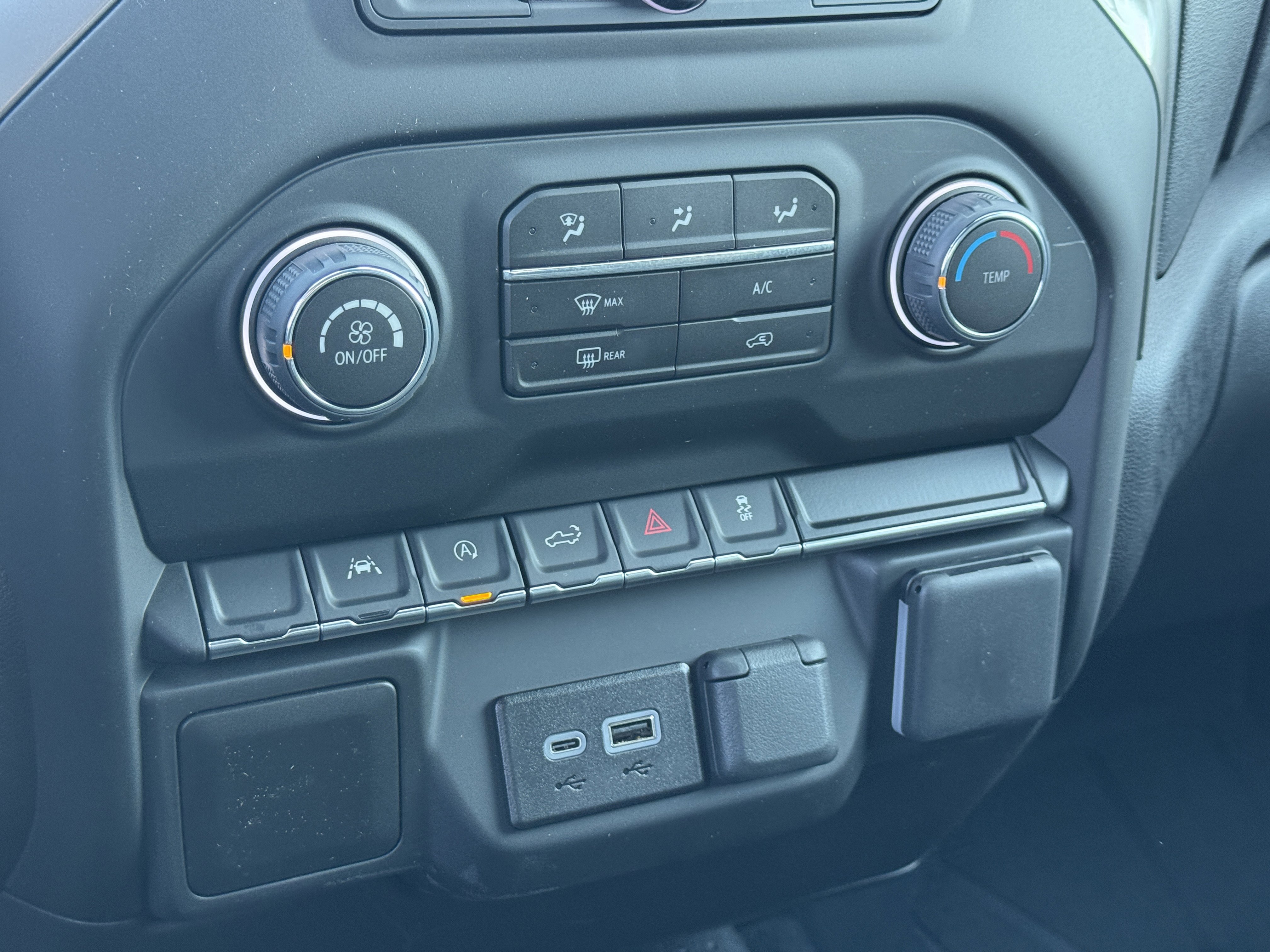 New 2026 Chevrolet Silverado 1500 Custom w/ Turbomax Blackout Package image 27