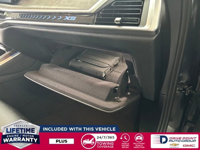 Used 2024 BMW X5 xDrive40i w/ Parking Assistance Package image 27