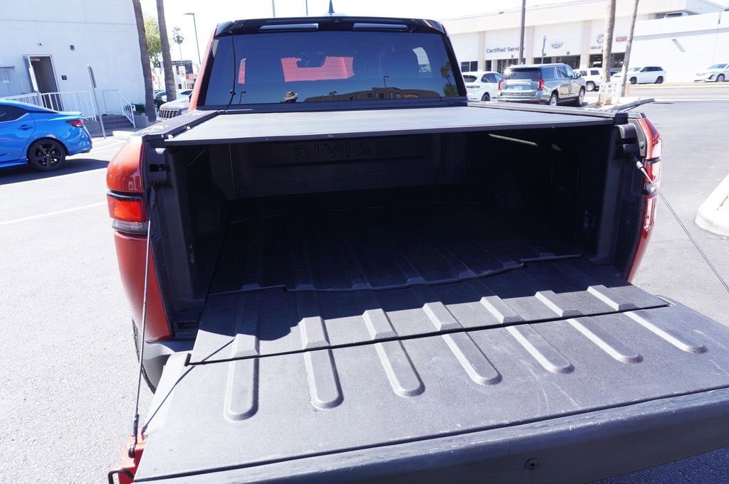 Used 2022 Rivian R1T Adventure image 7