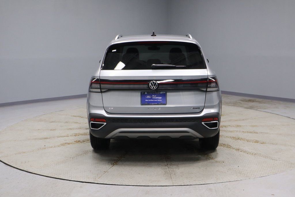 Used 2025 Volkswagen Taos SE image 10