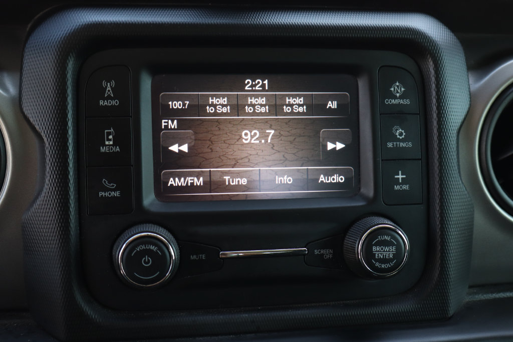 Used 2021 Jeep Wrangler Sport AWD/4WD image 29
