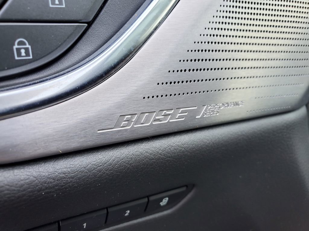 Used 2023 Cadillac XT6 Premium Luxury image 19