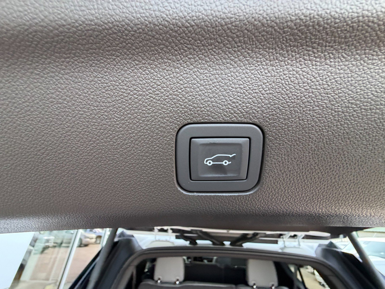 New 2026 GMC Yukon XL Elevation AWD/4WD image 29