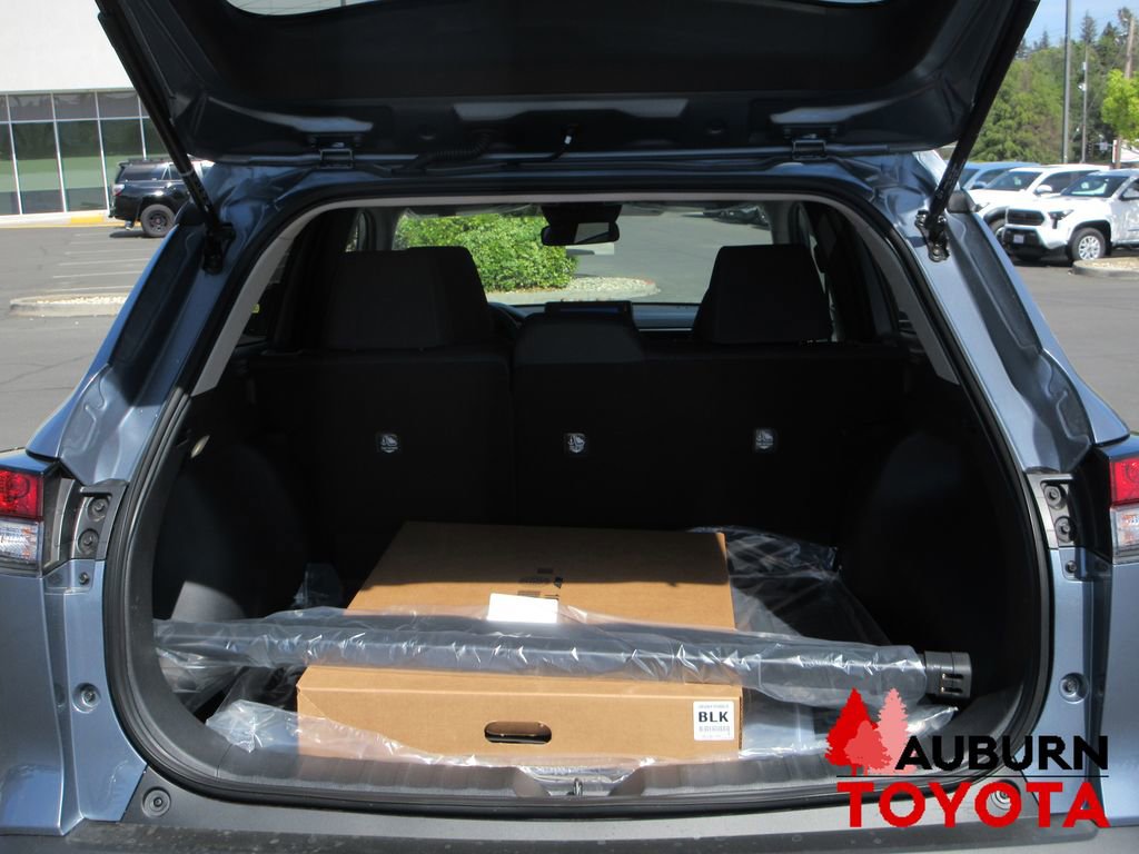 New 2026 Toyota Corolla Cross LE image 4