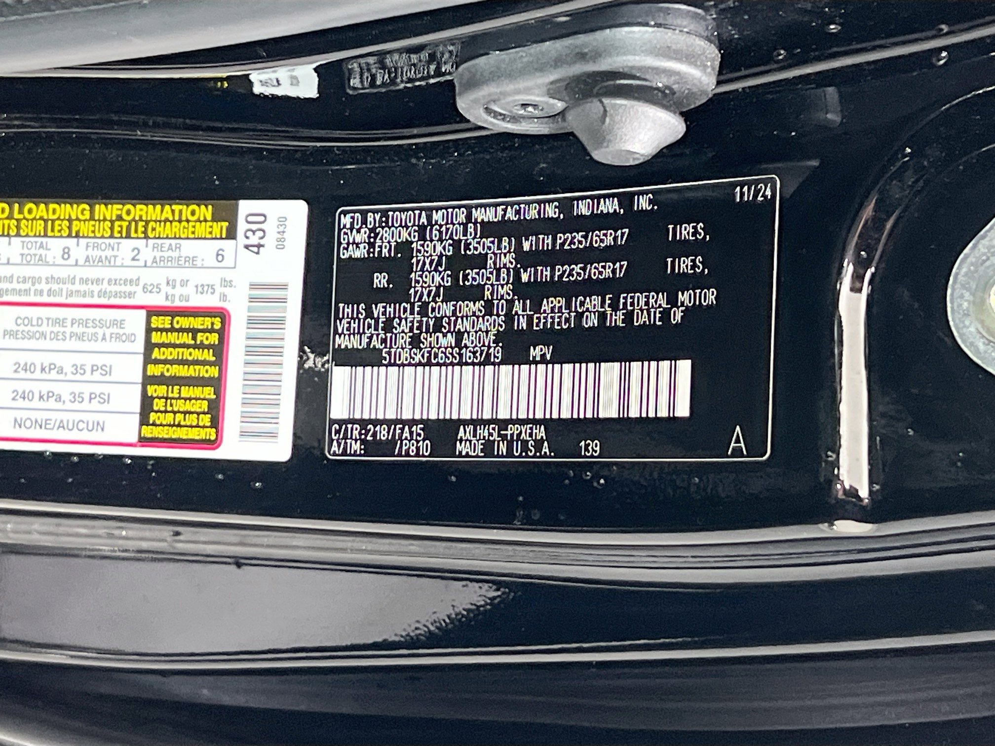 Used 2025 Toyota Sienna LE w/ LE Plus Package image 32