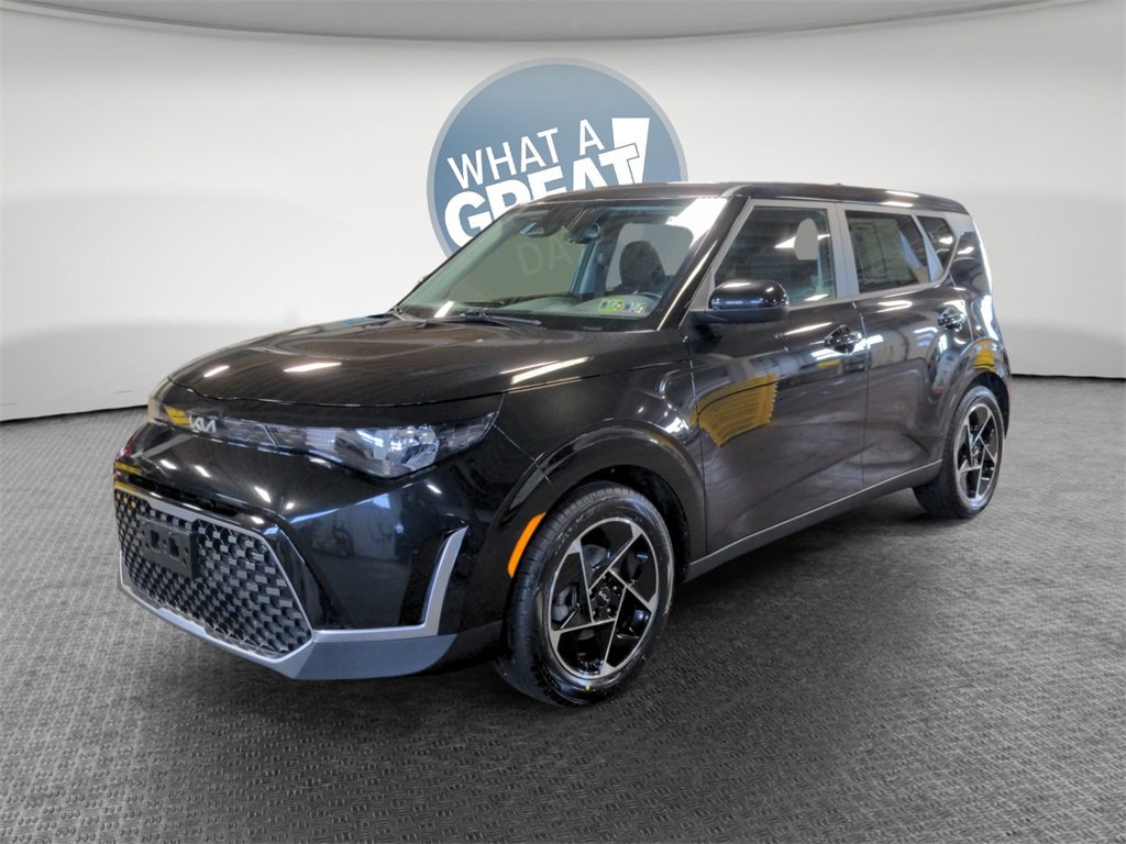 Used 2023 Kia Soul EX image 8
