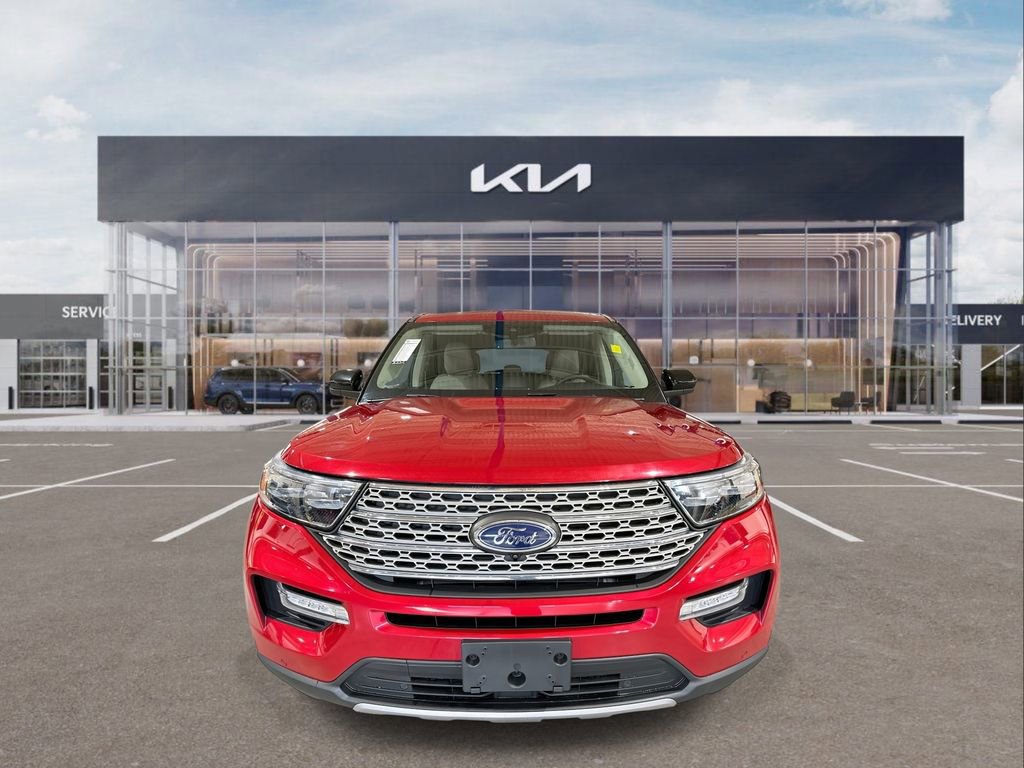 Used 2024 Ford Explorer Limited image 3