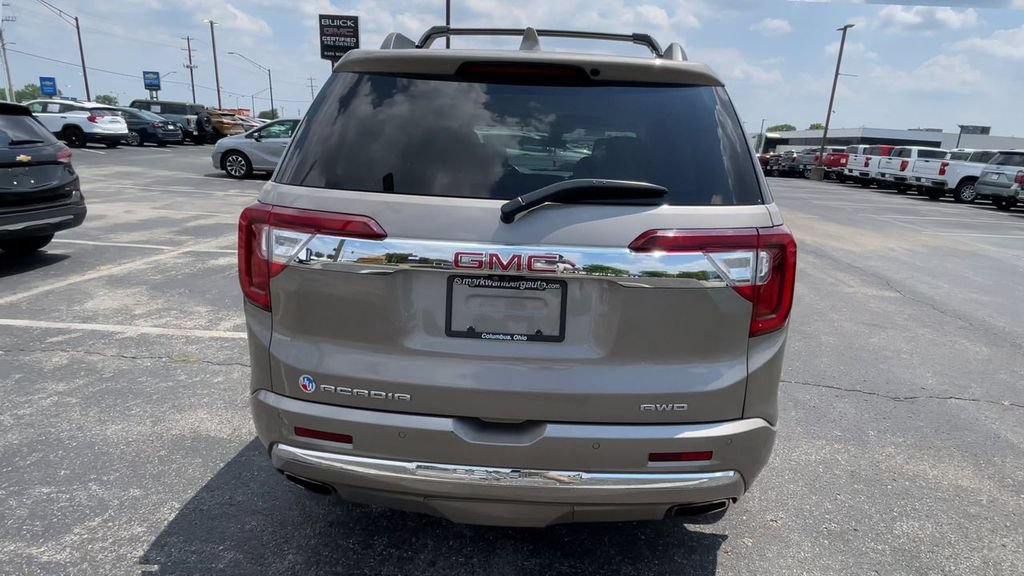 Used 2022 GMC Acadia Denali w/ Denali Ultimate Package AWD/4WD image 9